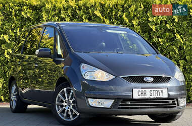 Минивэн Ford Galaxy 2010 в 