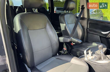 Минивэн Ford Galaxy 2010 в 