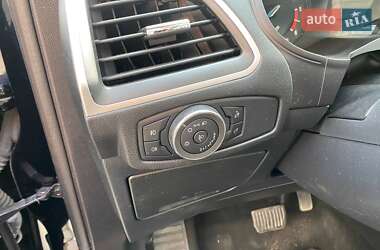 Минивэн Ford Galaxy 2017 в 