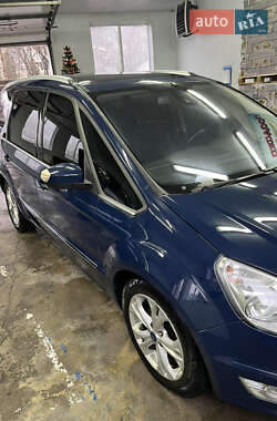 Минивэн Ford Galaxy 2013 в 