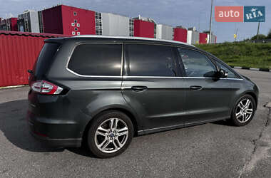 Минивэн Ford Galaxy 2017 в 