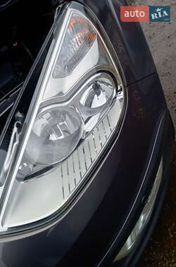 Минивэн Ford Galaxy 2011 в 