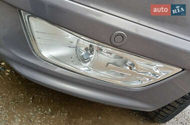 Минивэн Ford Galaxy 2011 в 