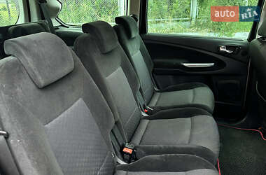 Минивэн Ford Galaxy 2006 в 