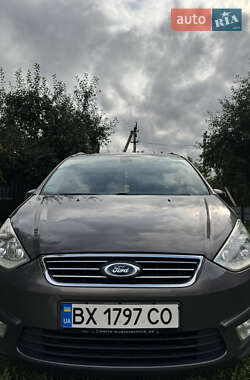 Минивэн Ford Galaxy 2011 в 