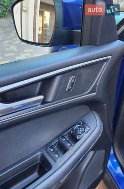 Минивэн Ford Galaxy 2016 в 