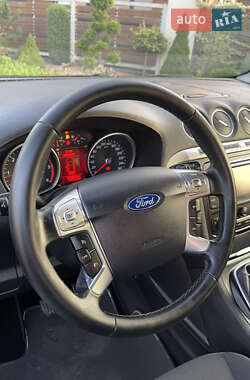 Минивэн Ford Galaxy 2014 в 