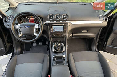 Минивэн Ford Galaxy 2014 в 