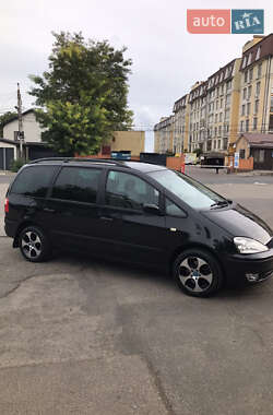 Минивэн Ford Galaxy 2004 в 