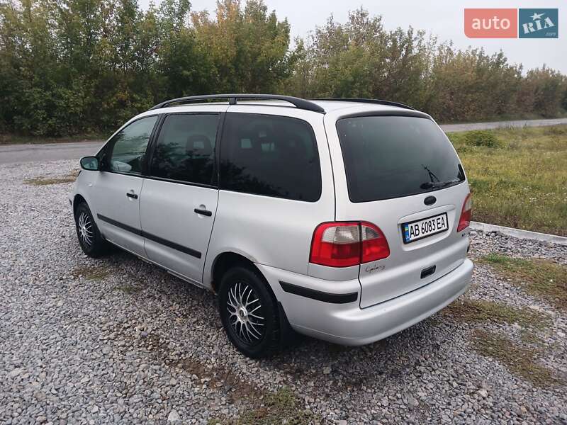 Мінівен Ford Galaxy 2001 в Браїлові