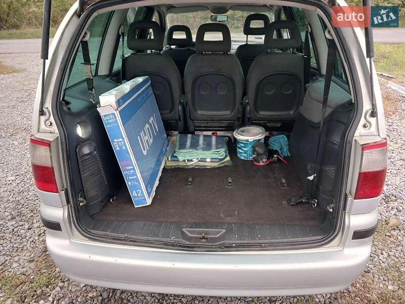 Мінівен Ford Galaxy 2001 в Браїлові