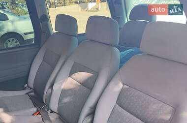Минивэн Ford Galaxy 2000 в 