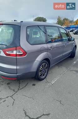 Минивэн Ford Galaxy 2013 в 