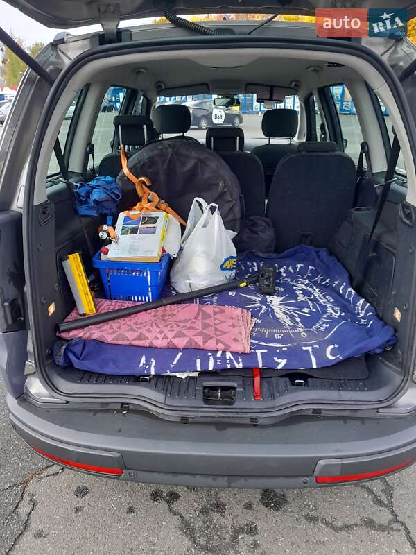 Минивэн Ford Galaxy 2013 в Киеве