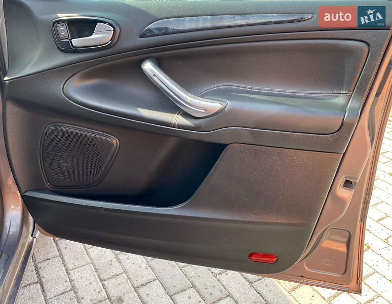 Мінівен Ford Galaxy 2013 в Рівному фото 25 Мінівен Ford Galaxy 2013 в Рівному