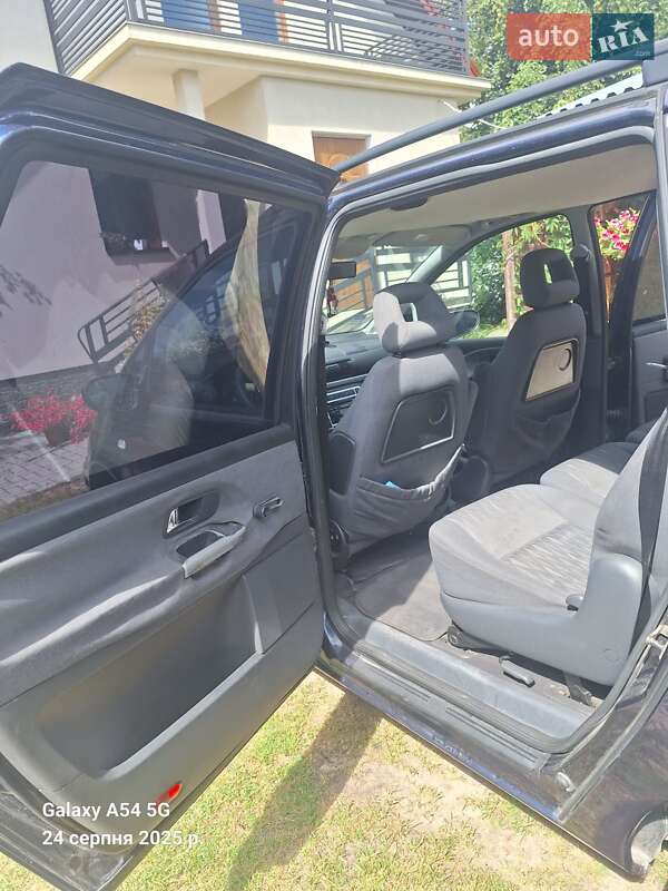 Мінівен Ford Galaxy 2000 в Жовкві