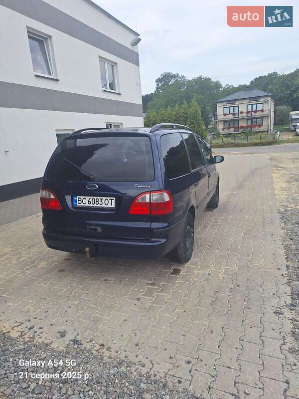 Мінівен Ford Galaxy 2000 в Жовкві