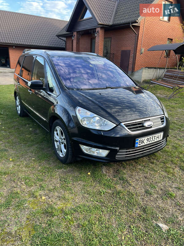 Мінівен Ford Galaxy 2010 в Сарнах