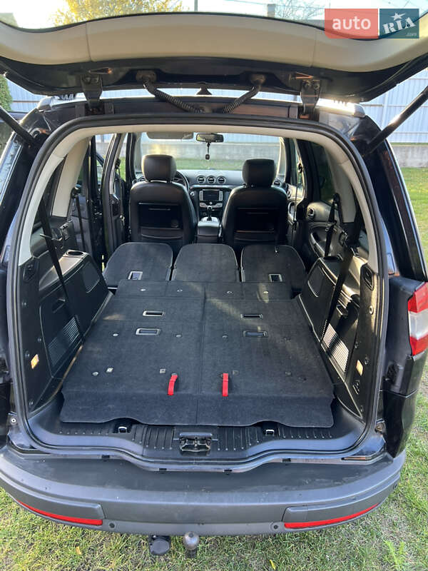 Мінівен Ford Galaxy 2010 в Сарнах