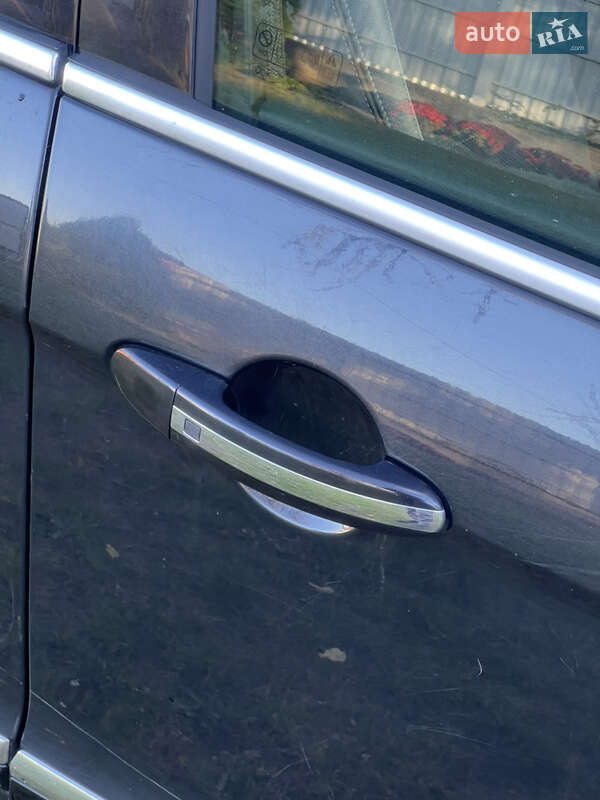 Мінівен Ford Galaxy 2010 в Сарнах