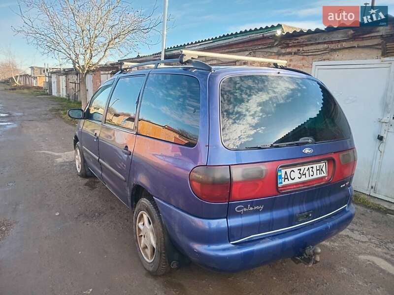 Мінівен Ford Galaxy 2000 в Сокалі