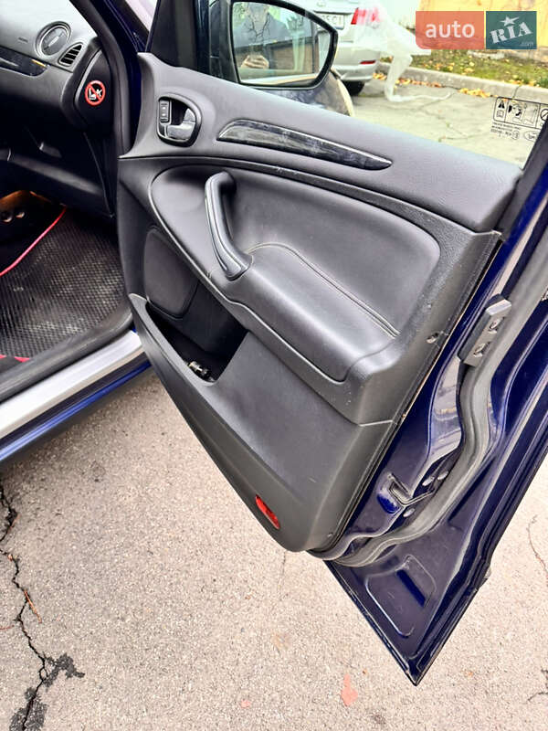 Мінівен Ford Galaxy 2010 в Києві фото 11 Мінівен Ford Galaxy 2010 в Києві