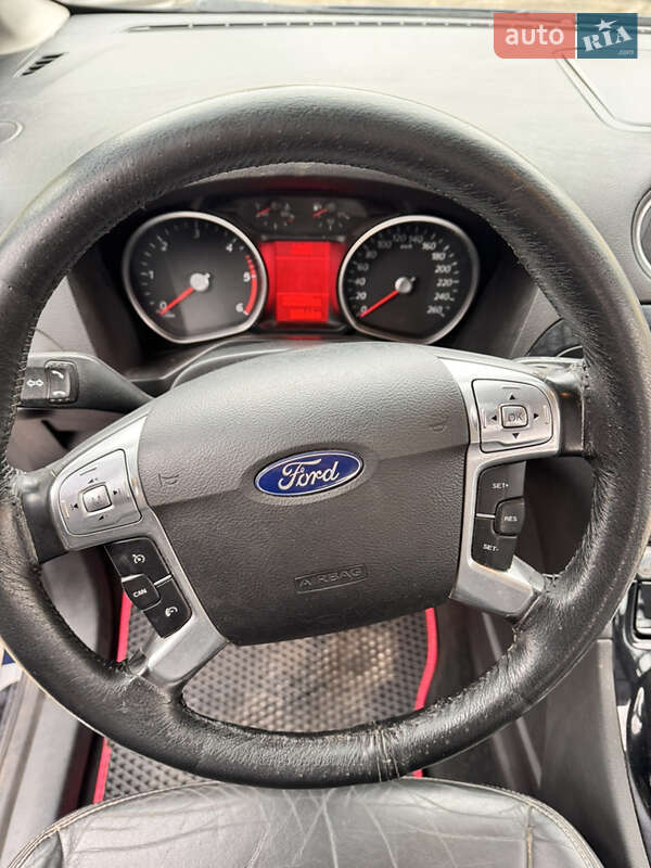 Мінівен Ford Galaxy 2010 в Києві фото 15 Мінівен Ford Galaxy 2010 в Києві