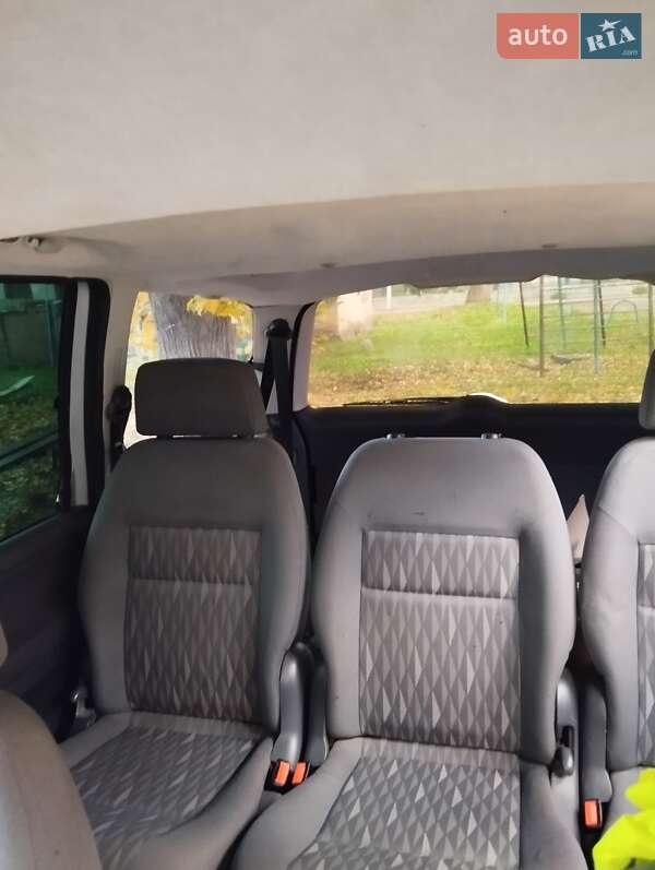 Минивэн Ford Galaxy 2001 в Дубно