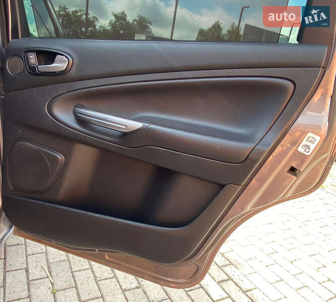 Минивэн Ford Galaxy 2013 в Ровно