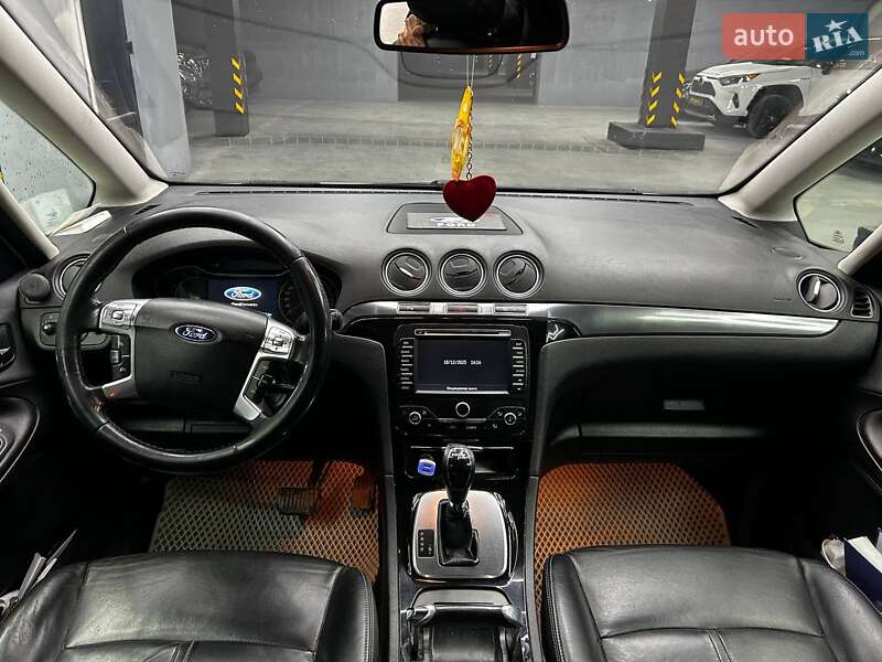 Минивэн Ford Galaxy 2014 в Черновцах