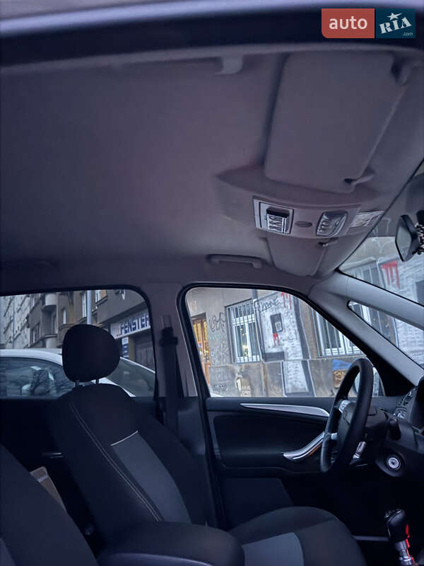 Минивэн Ford Galaxy 2010 в Ивано-Франковске фото 10 Минивэн Ford Galaxy 2010 в Ивано-Франковске