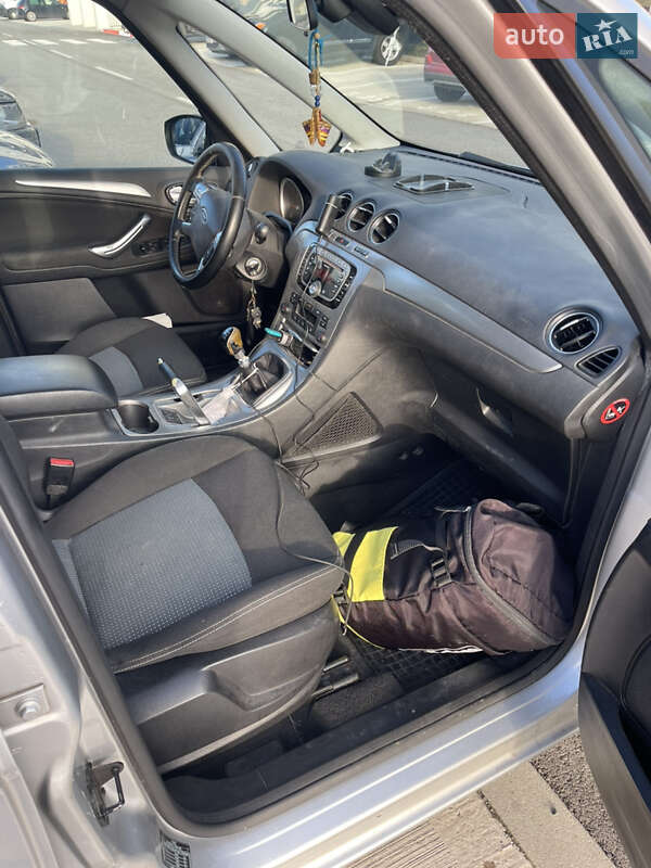 Минивэн Ford Galaxy 2010 в Мукачево