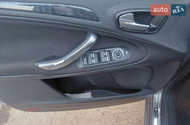 Мінівен Ford Galaxy 2011 в Іршаві