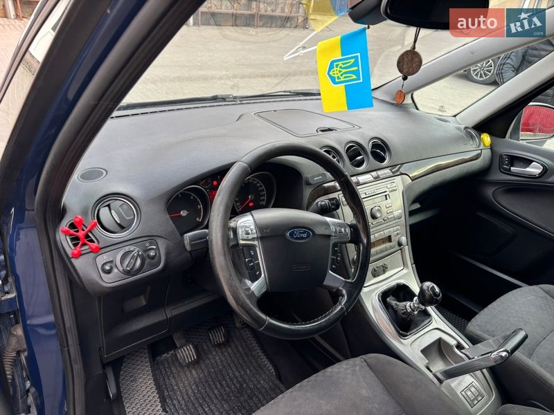 Мінівен Ford Galaxy 2008 в Володимирі