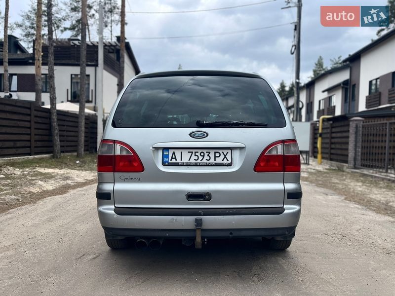 Мінівен Ford Galaxy 2002 в Києві