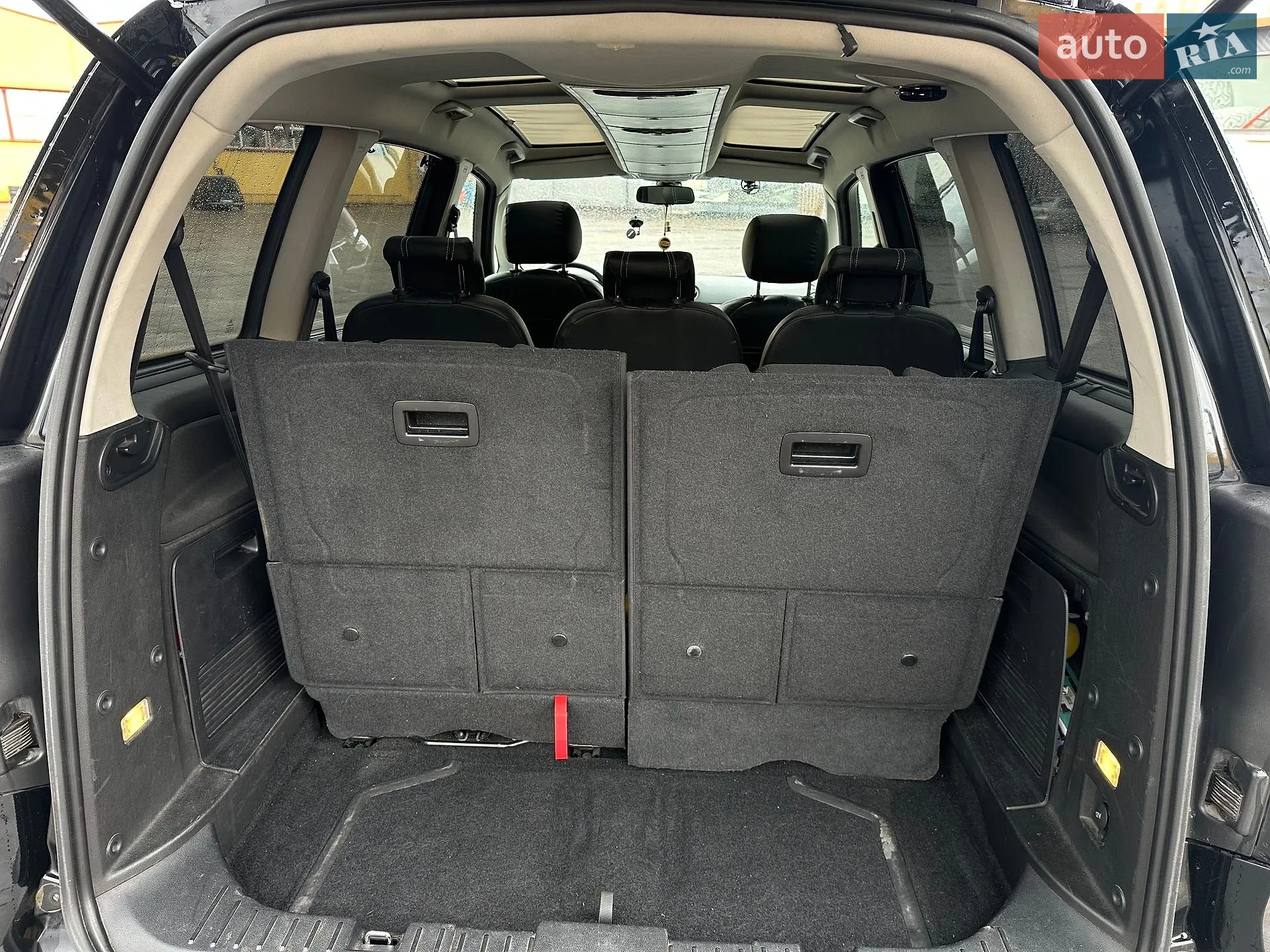 Ford Galaxy 2014 VIN WF0MXXGBWMEL13022 фото оголошення 25 з 29