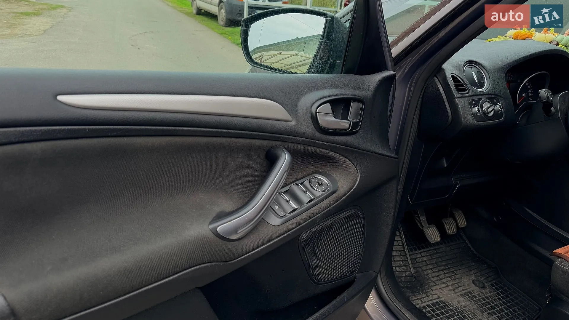 2011 Ford Galaxy - мініатюра 9
