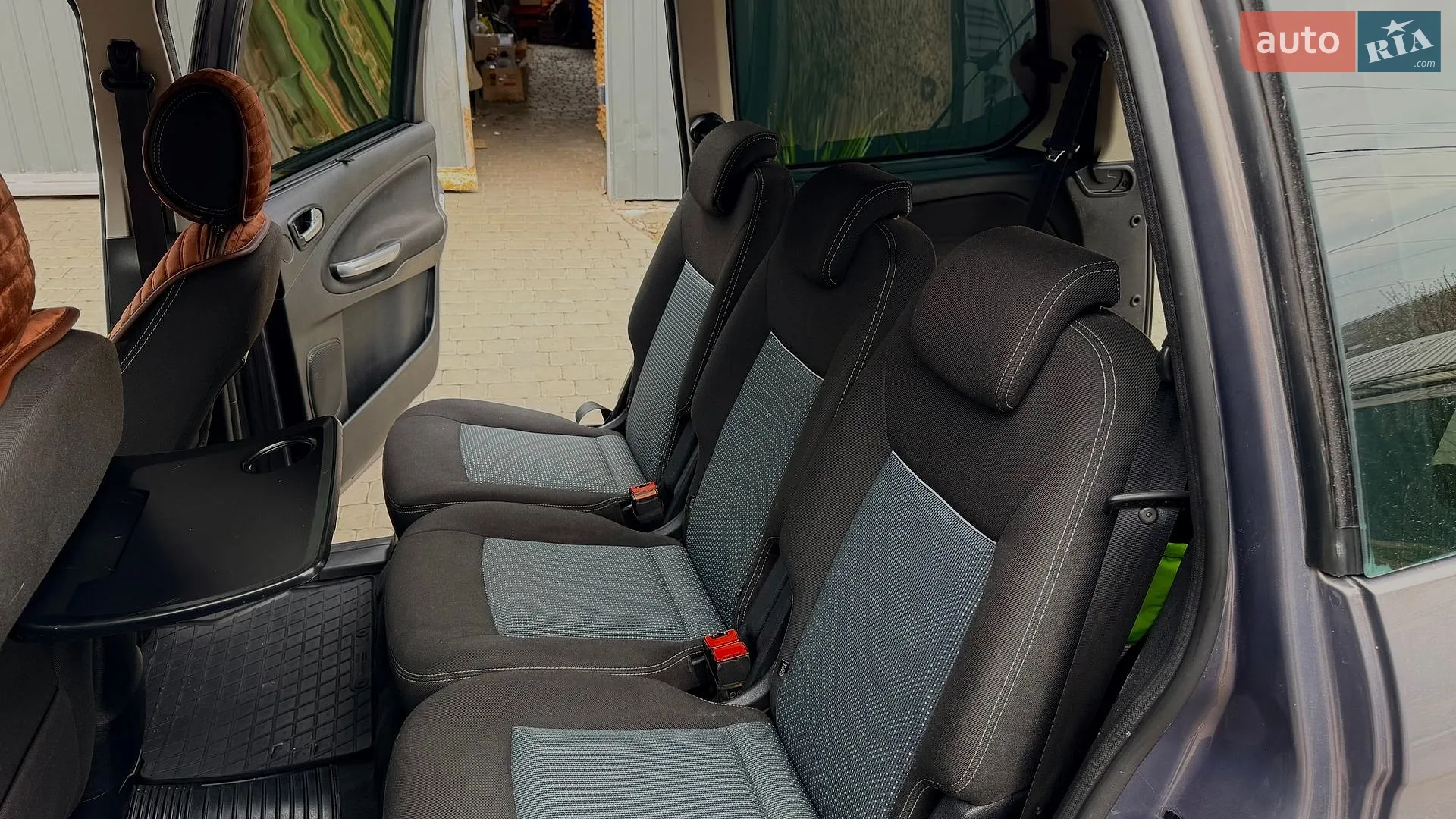 2011 Ford Galaxy - мініатюра 12