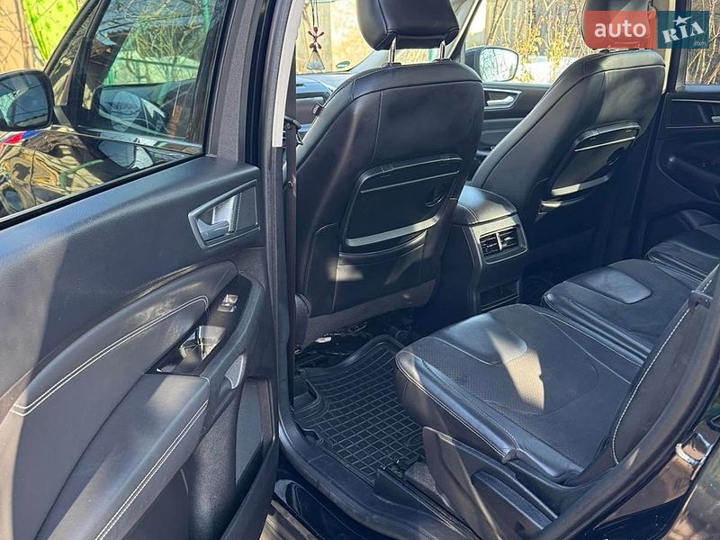 Минивэн Ford Galaxy 2016 в Ивановке
