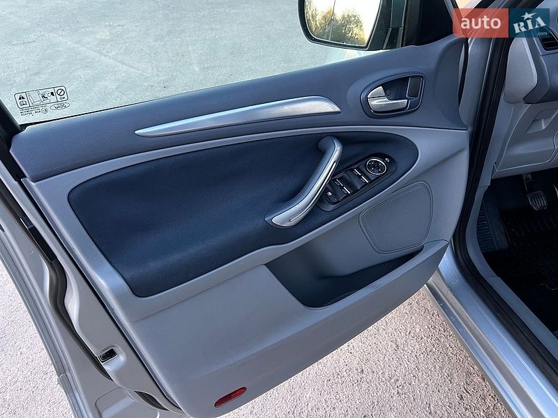 Минивэн Ford Galaxy 2009 в Дрогобыче