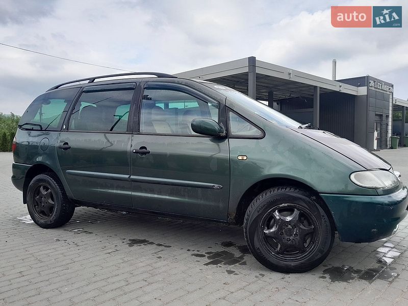 Минивэн Ford Galaxy 1999 в Долине