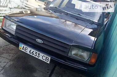 Седан Ford Granada 1983 в 