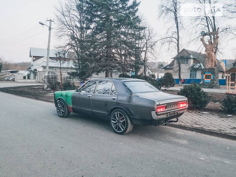 Седан Ford Granada 1976 в Коломые