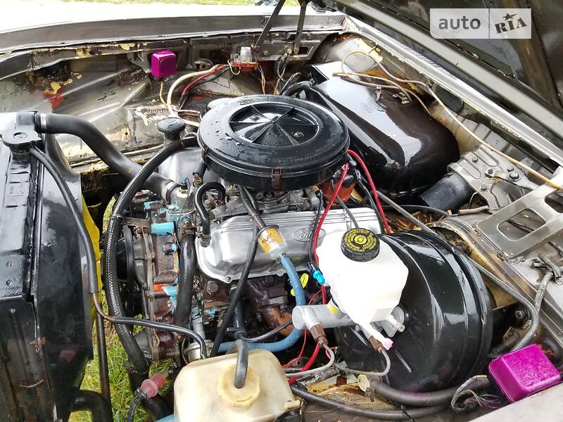 Седан Ford Granada 1976 в Коломые