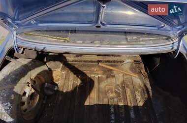 Седан Ford Granada 1979 в Семенівці