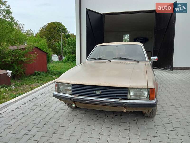 Седан Ford Granada 1979 в Дубно