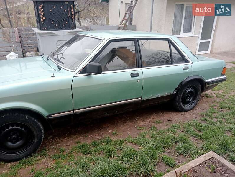 Седан Ford Granada 1982 в Черновцах