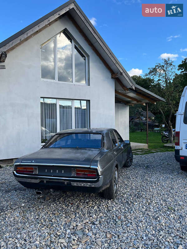 Седан Ford Granada 1976 в Коломые