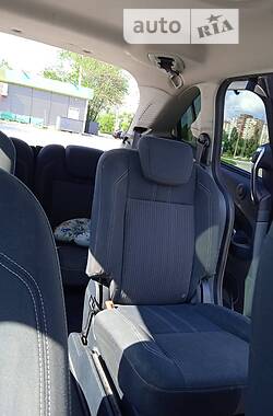 Минивэн Ford Grand C-Max 2011 в Киеве