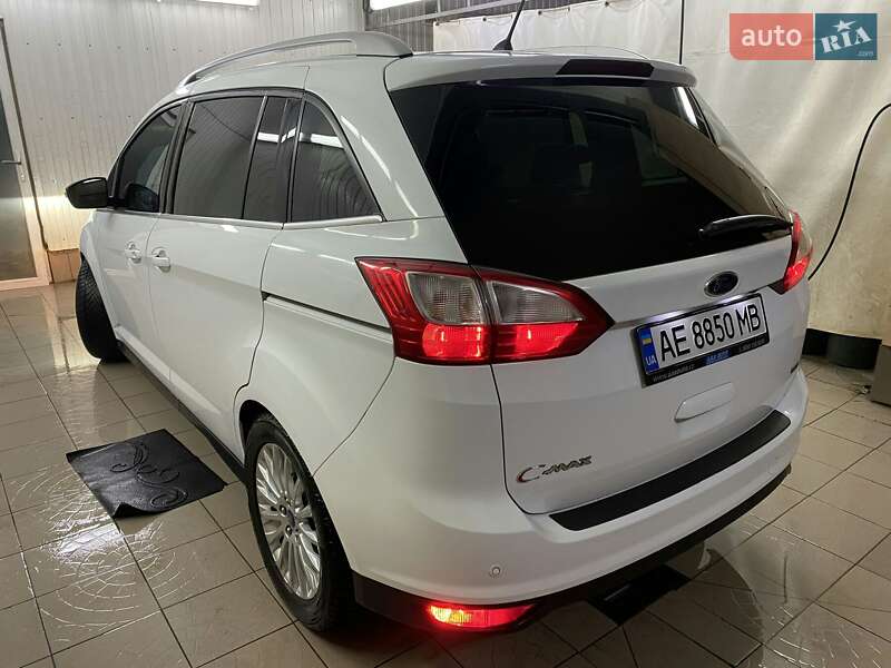Мінівен Ford Grand C-Max 2015 в Кам'янському